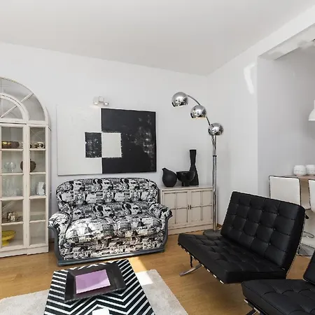 Mit Privatpool Fuer 12 Personen Ca 254 Qm In Punat, Kvarner Bucht Krk * Krk Town